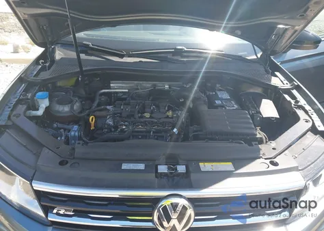 2020 Volkswagen Tiguan 2.0T Se/2.0T Se R-Line Black/2.0T Sel from USA, damaged, VIN 3VV3B7AX6LM181877